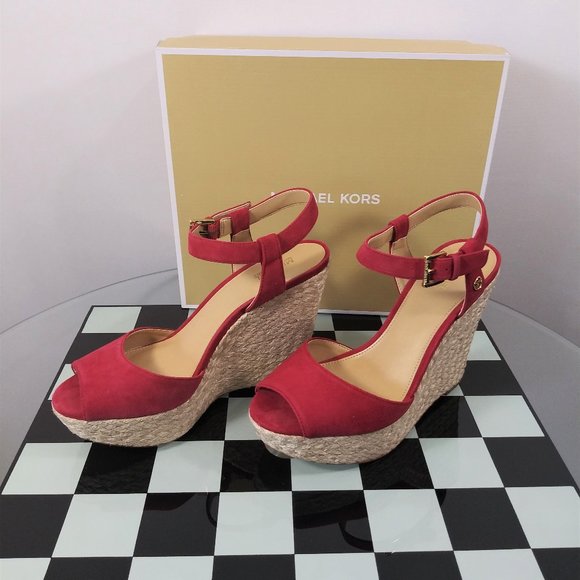 Michael Kors Carlyn Wedge - Picture 1 of 5